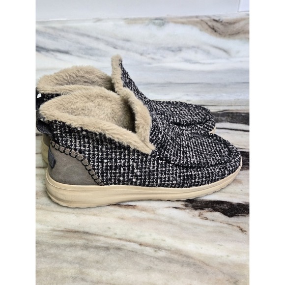 Womens Hey Dude Denny Tan Black Lined Shoes Ankle Boots Size 11 - Picture 2 of 8